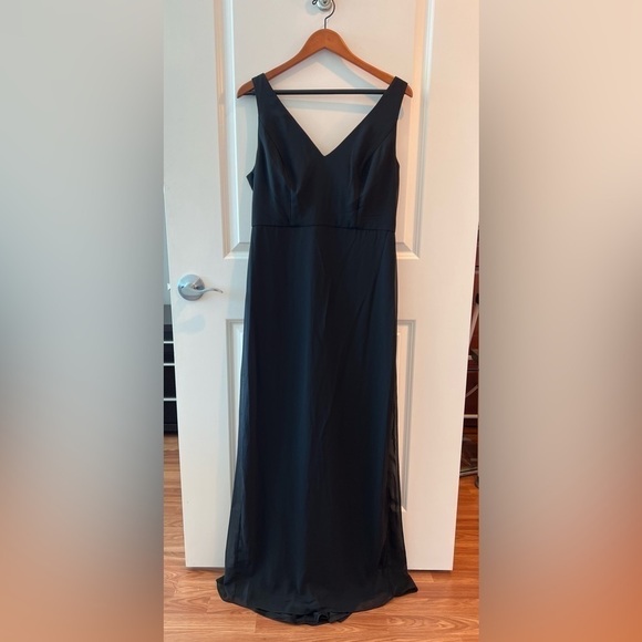 Social Bridesmaids Sleeveless Tie Back NWT Chiffon Trumpet Gown size 12 - Picture 5 of 16